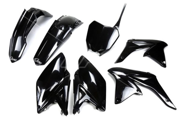 Kit plástica completo UFO Suzuki negro SUKIT416-001