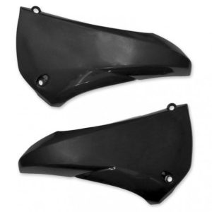 Plásticos laterales de radiador superiores UFO Yamaha negro YA04823-001