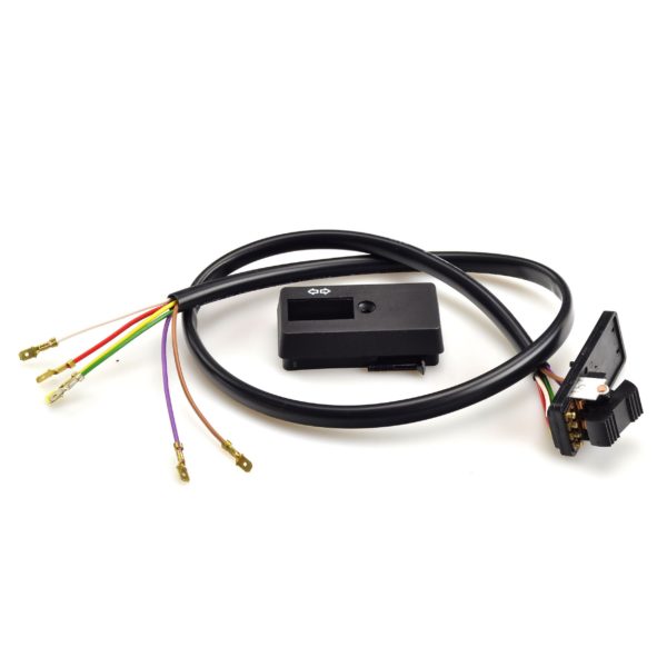 PARA TU MOTO UNIVERSAL - Mando de intermitencias VESPA 215669 PX80, PX125, PX150, PX200 (since 1984) - 6 cable -