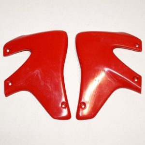 Plásticos laterales de radiador UFO Honda rojo HO03676-069