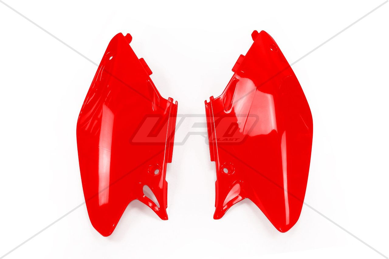 Paneles laterales traseros UFO Honda rojo HO03690-070