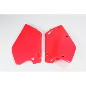 Paneles laterales traseros UFO Honda rojo HO02673-067