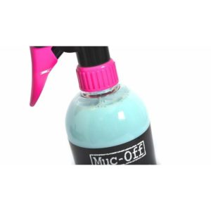 Spray MUC-OFF Matt Finish Detailer, protector y limpiador de superficies mates (250 ml)